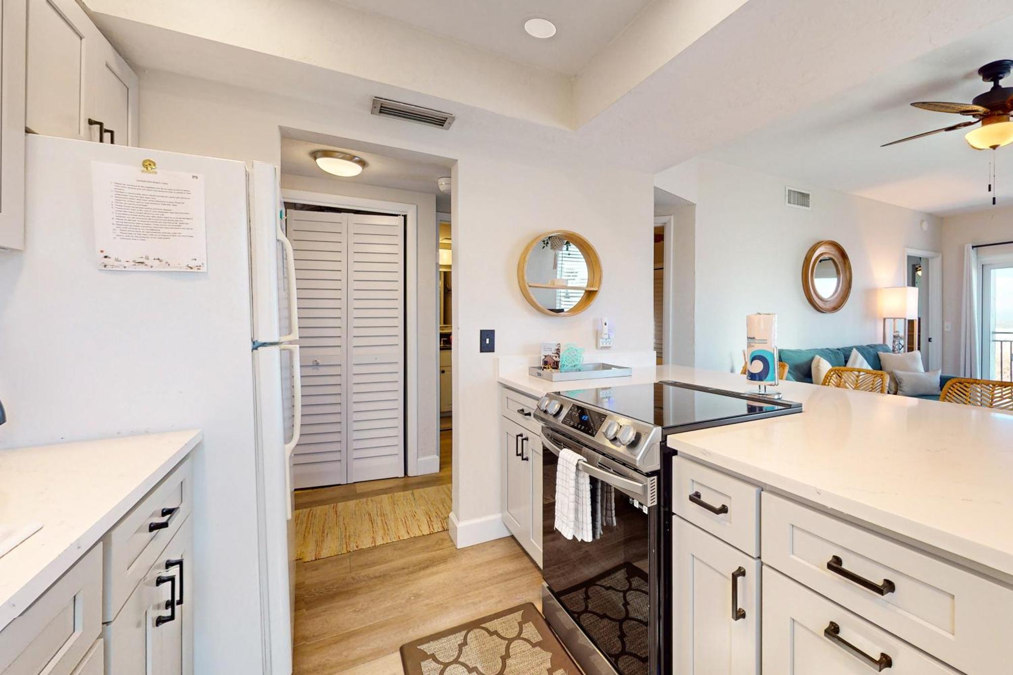 Jax Beach Oceanfront Getaway Джаксънвил Бийч Стая снимка